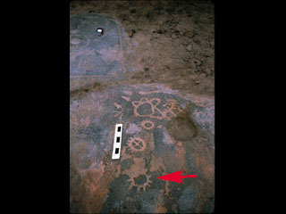 3IN0392_3 - Petroglyph
