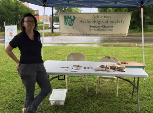 UAM research station archeologists work closely with the Tunican Chapter of the Arkansas Archeological Society and offer opportunities for people to get actively involved in archeological projects in the lab and in the field. UAM research station archeologist Dr. Jodi Barnes