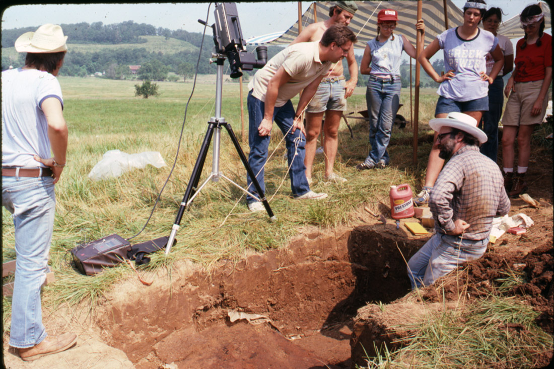 Wolfman collected a large number of oriented samples of fired sediments from archeological sites in Arkansas and Missouri. 