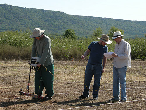 Duncan McKinnon, John Samuelsen, Jami Lockart with GPR at Carden Bottoms site in central Arkansas, 2013, where house outlines, hearths, and other features were discovered underground.