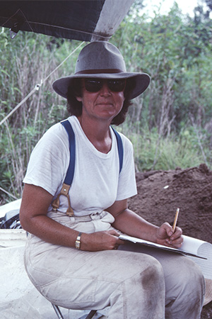 Ann Early at the 1987 Society Dig (3OU112).